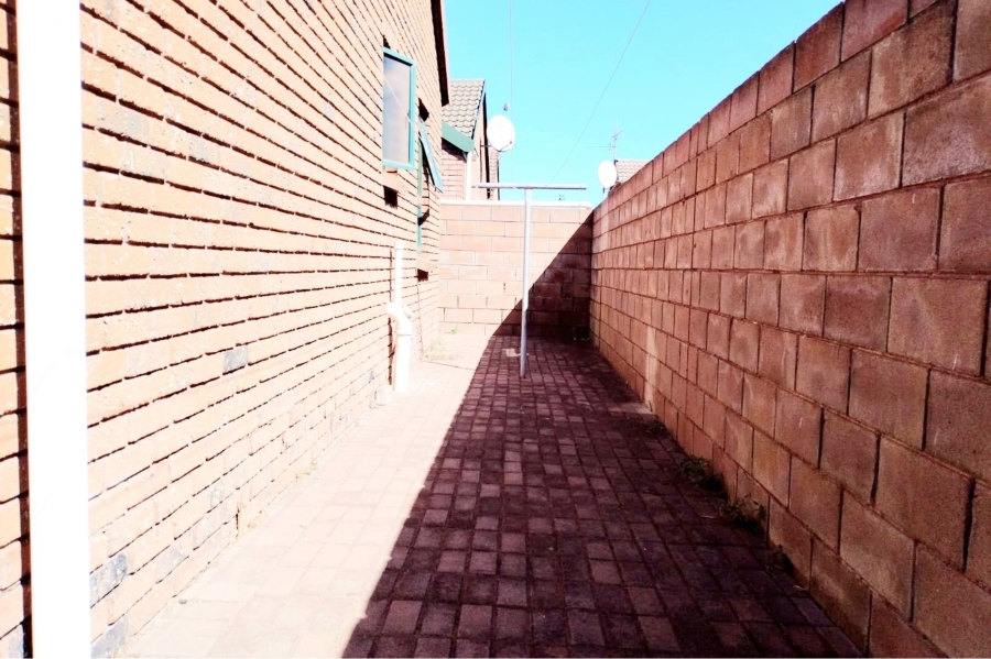 3 Bedroom Property for Sale in Vredenburg Western Cape